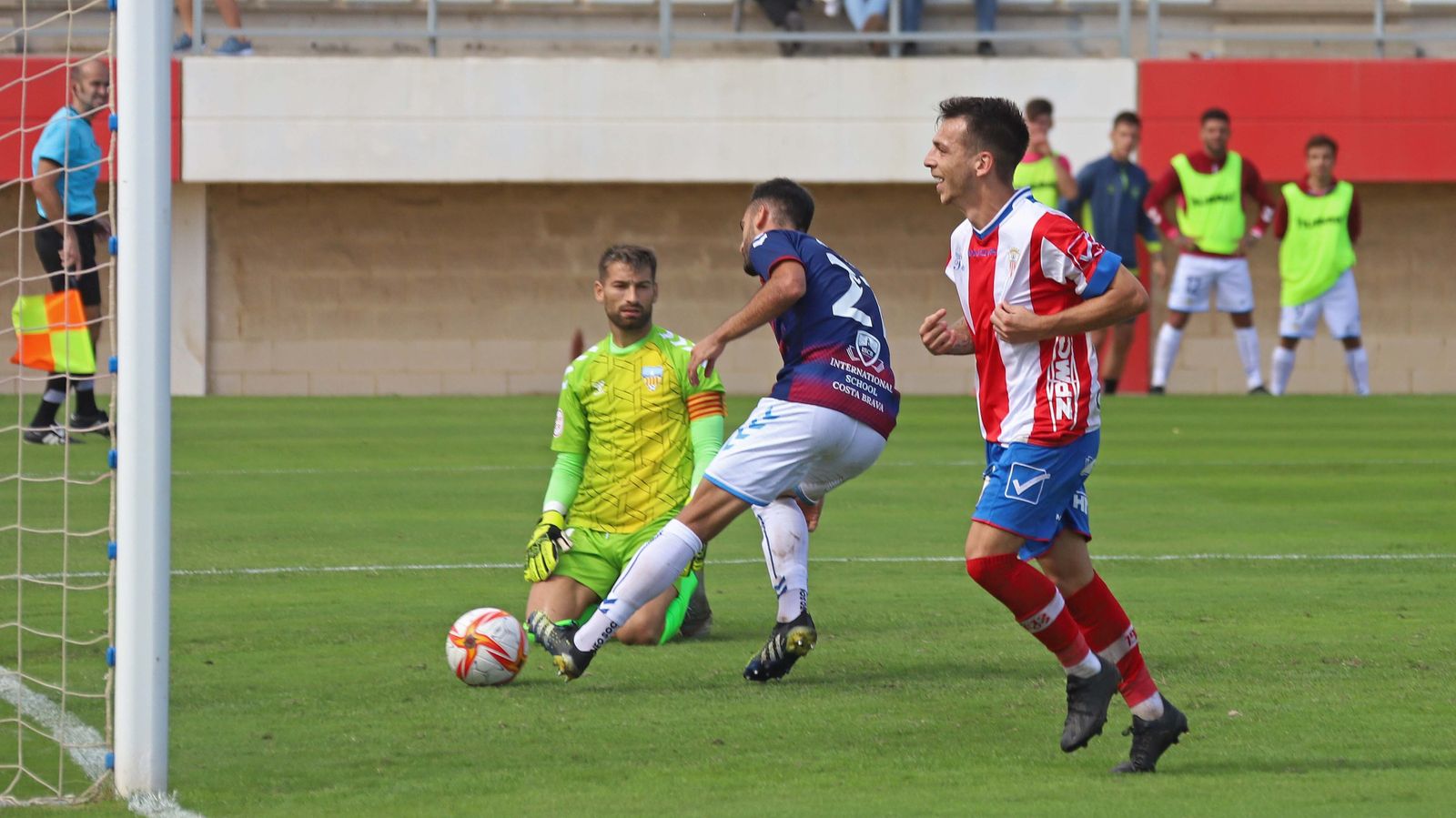 Álvaro Romero, en su último triplete en el Nuevo Mirador.