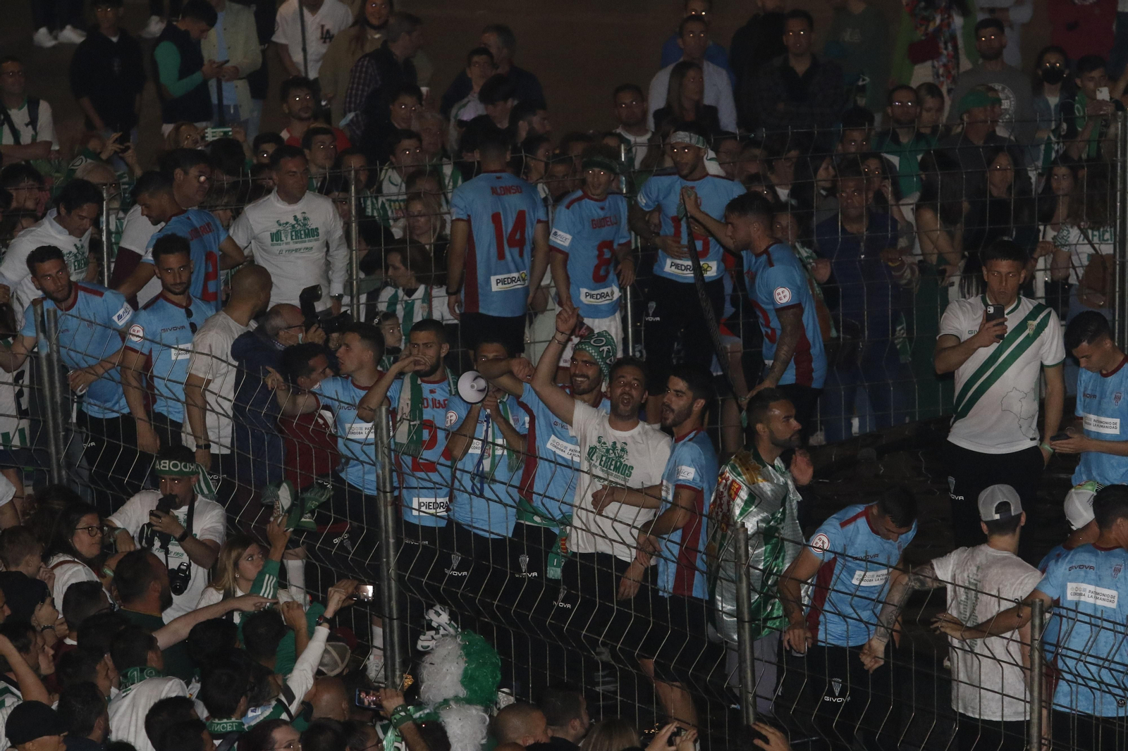 La celebración del ascenso del Córdoba CF en Las Tendillas, en imágenes