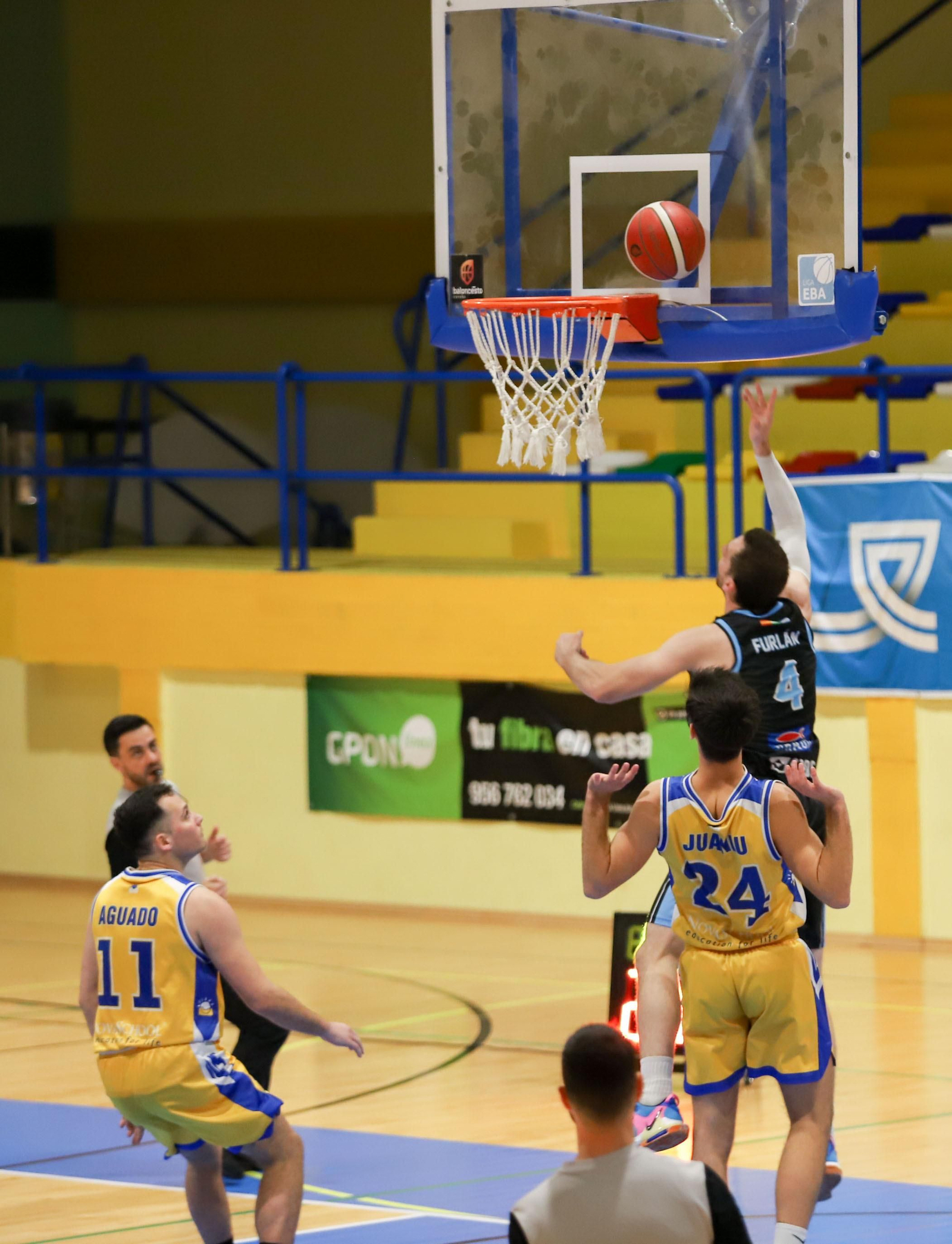 Las fotos del ULB-Novaschool de Liga EBA