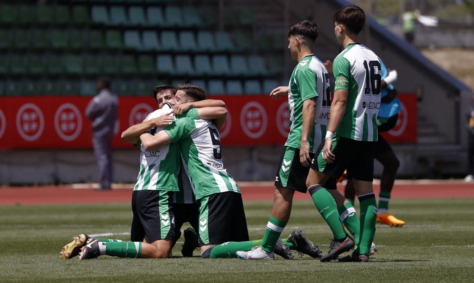 Las fotos del Betis finalista de la Copa de Campeones sub 19