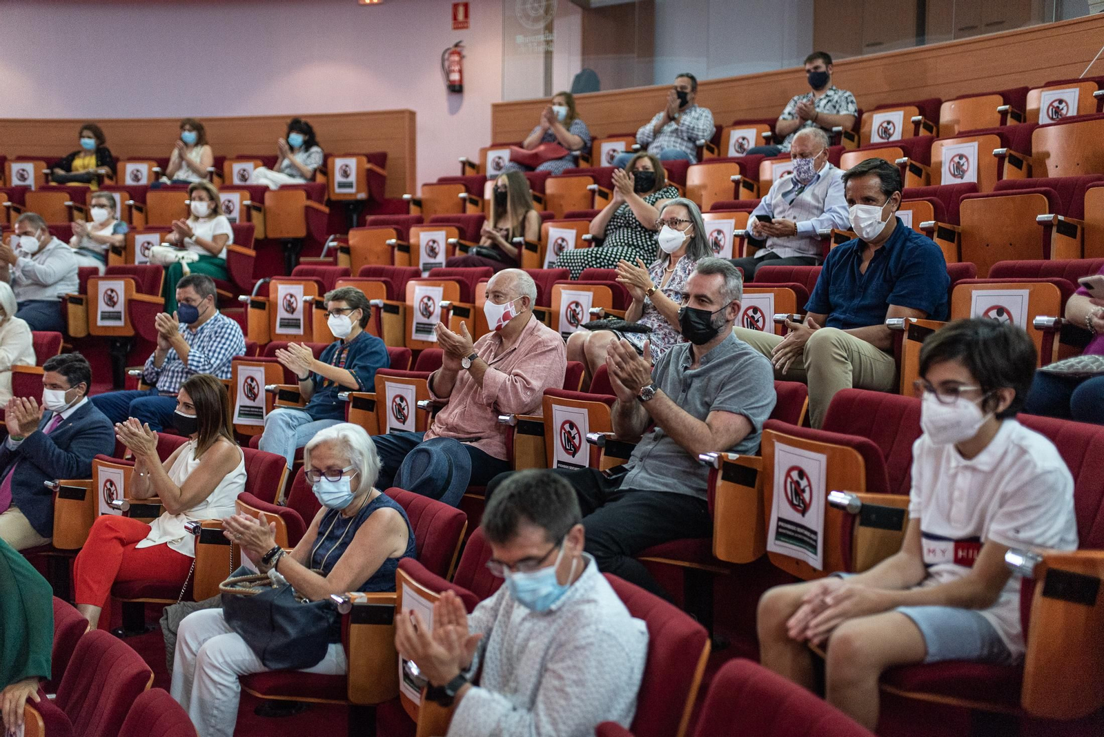 Imágenes de la toma de posesión del equipo de gobierno de la UHU