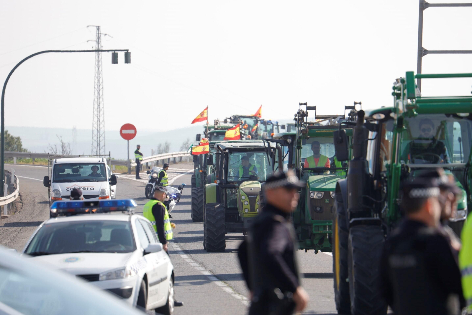 La protesta de los agricultores de Córdoba, en imágenes