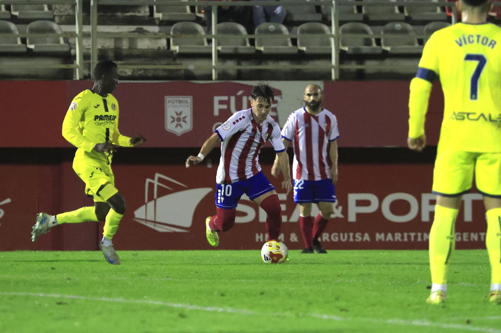 Las mejores fotos del Algeciras - Villarreal B de Primera Federación