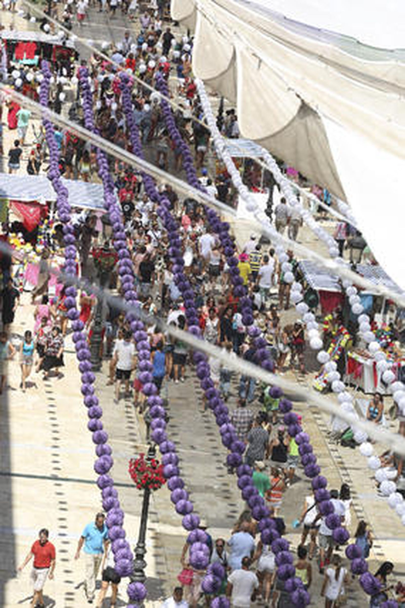 Jolgorio en el Real y en el centro

Foto: Marta González / Javier Albiñana