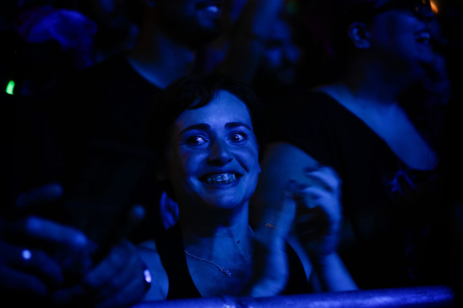 Búscate en el concierto de Saurom en Bahía Sound de San Fernando