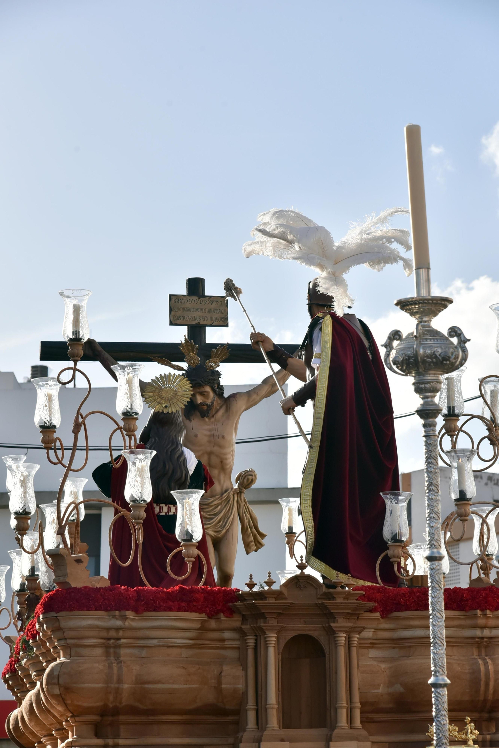 Las imágenes de la Esperanza en La Línea