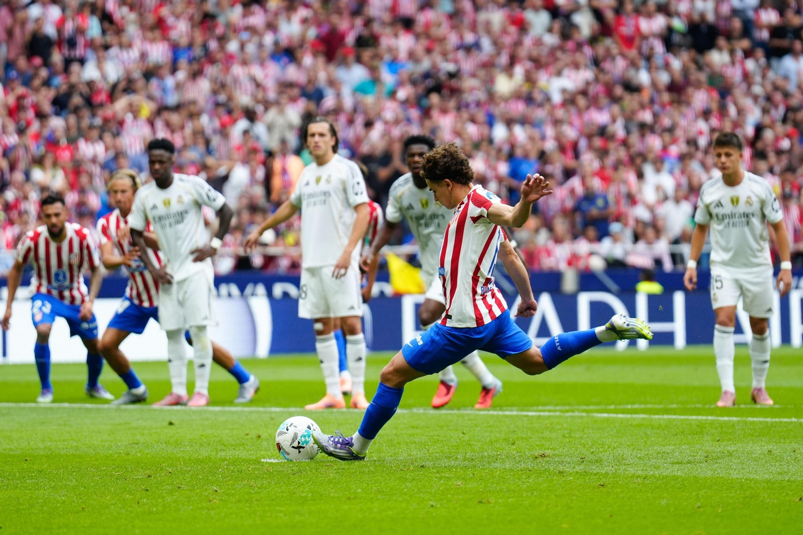 Las mejores fotos del Atlético - Real Madrid