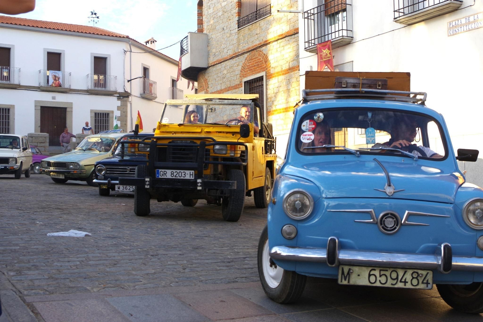 La gran exposición de coches clásicos de Belalcázar, en fotografías
