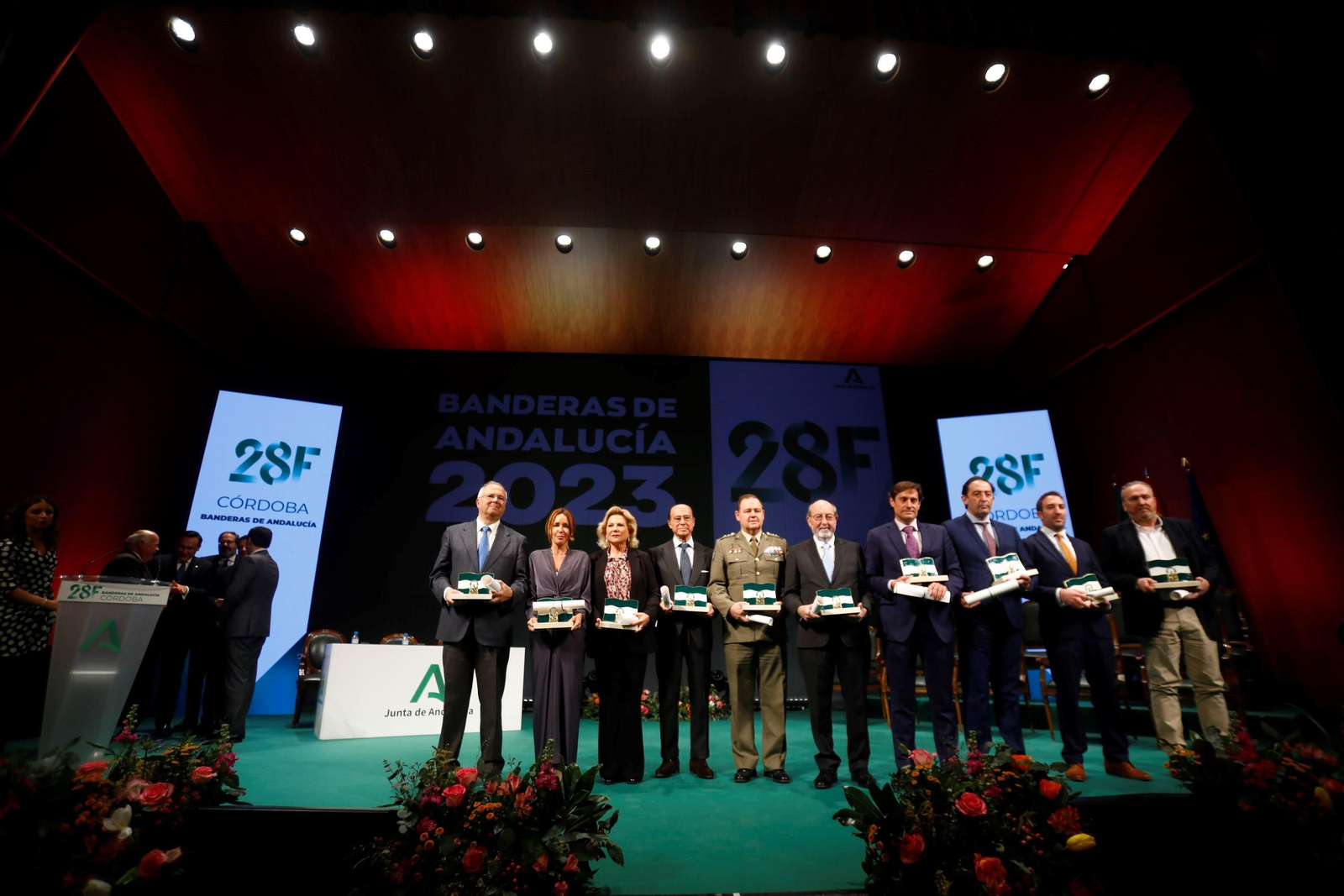 La entrega de las Banderas de Andalucía en Córdoba por el 28F, en imágenes