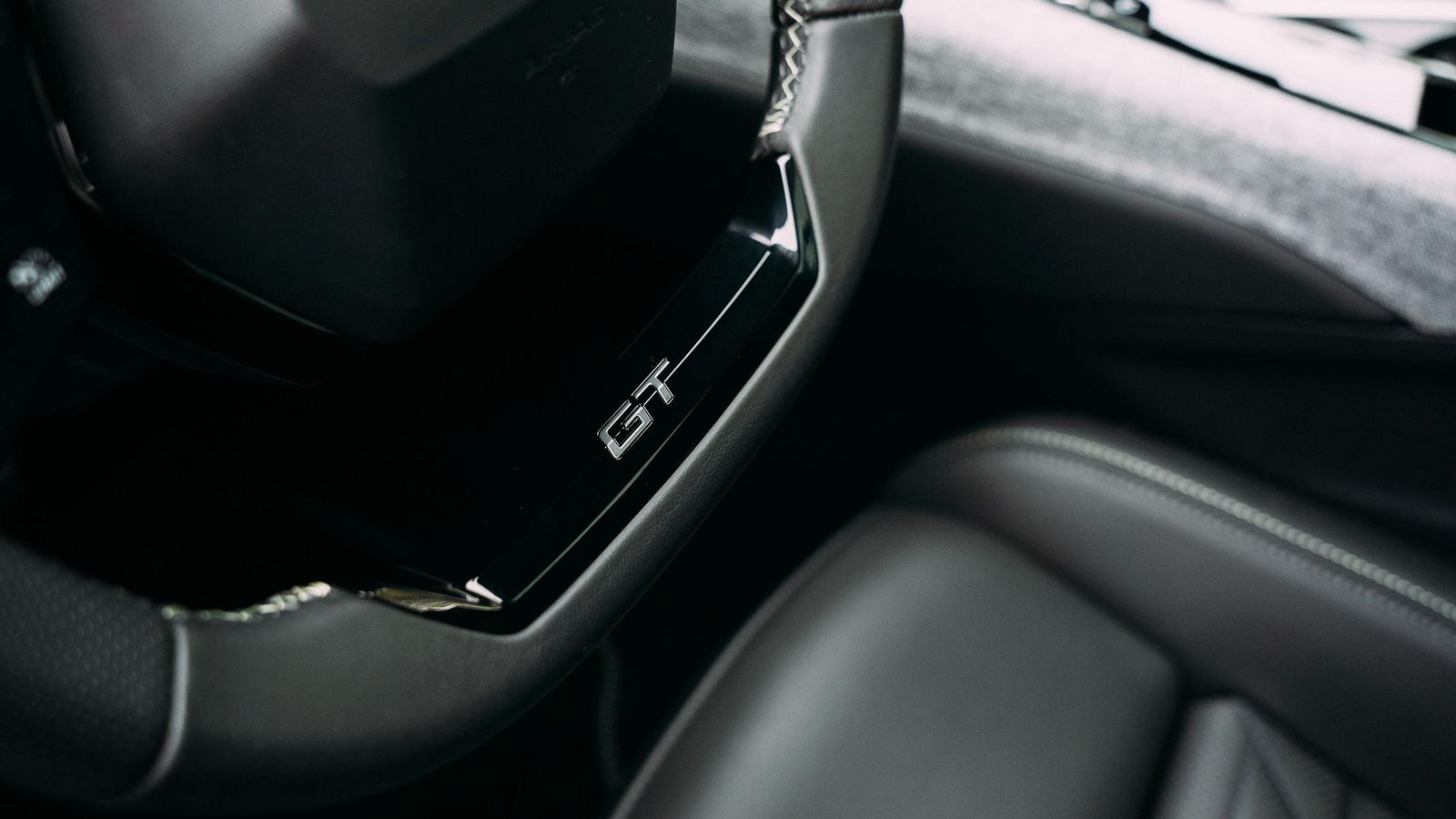 El acabado GT es uno de los dos disponibles para este 3008 Hybrid. El otro es el Allure.