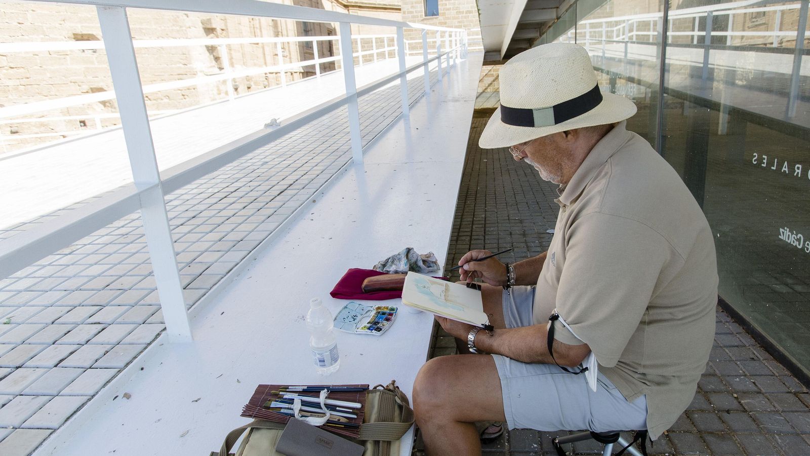 Paco Mesa, uno de los 'sketchers' gaditanos.