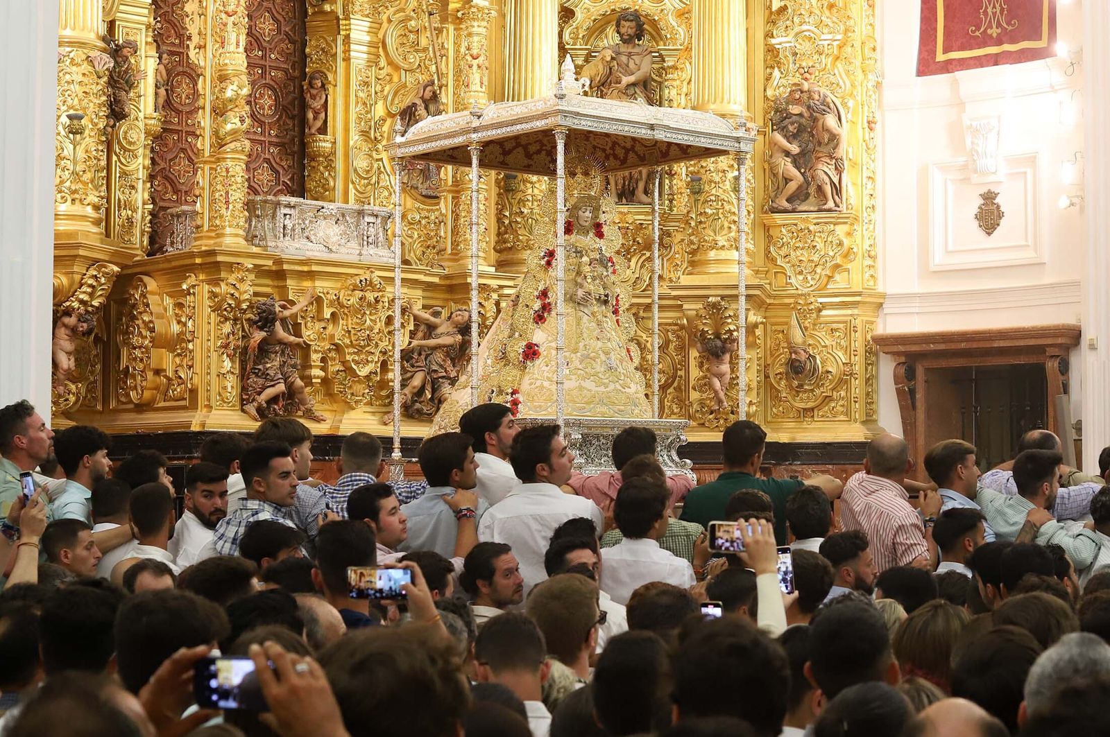 El Salto a la Reja de la Virgen del Rocío en imágenes