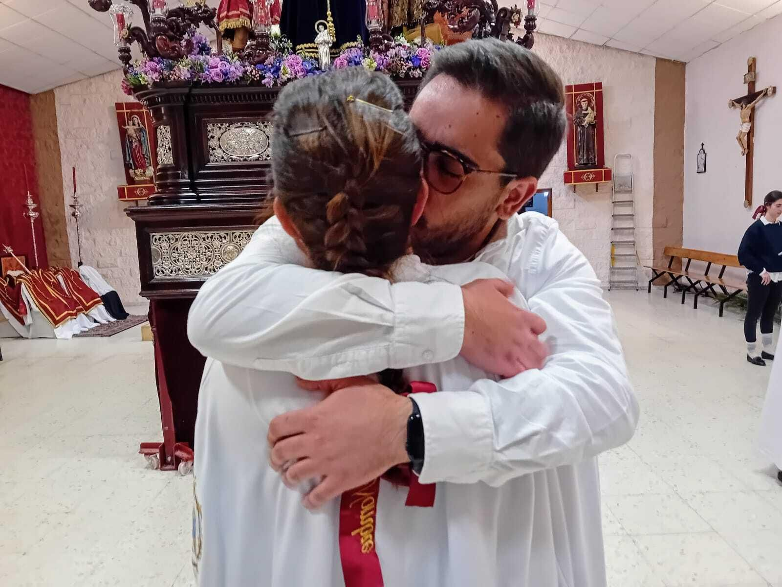 Las imágenes del Martes Santo en Chiclana 2024: El Amor y Afligidos