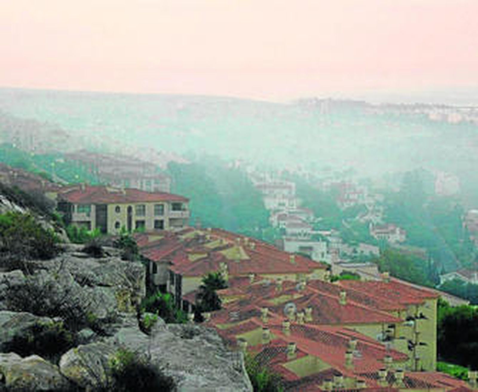 Imagen tomada esta semana a las seis de la madrugada por un vecino del núcleo costero.