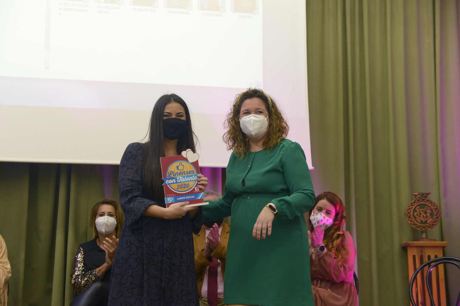 Acto de entrega de prémios linenses con talento.