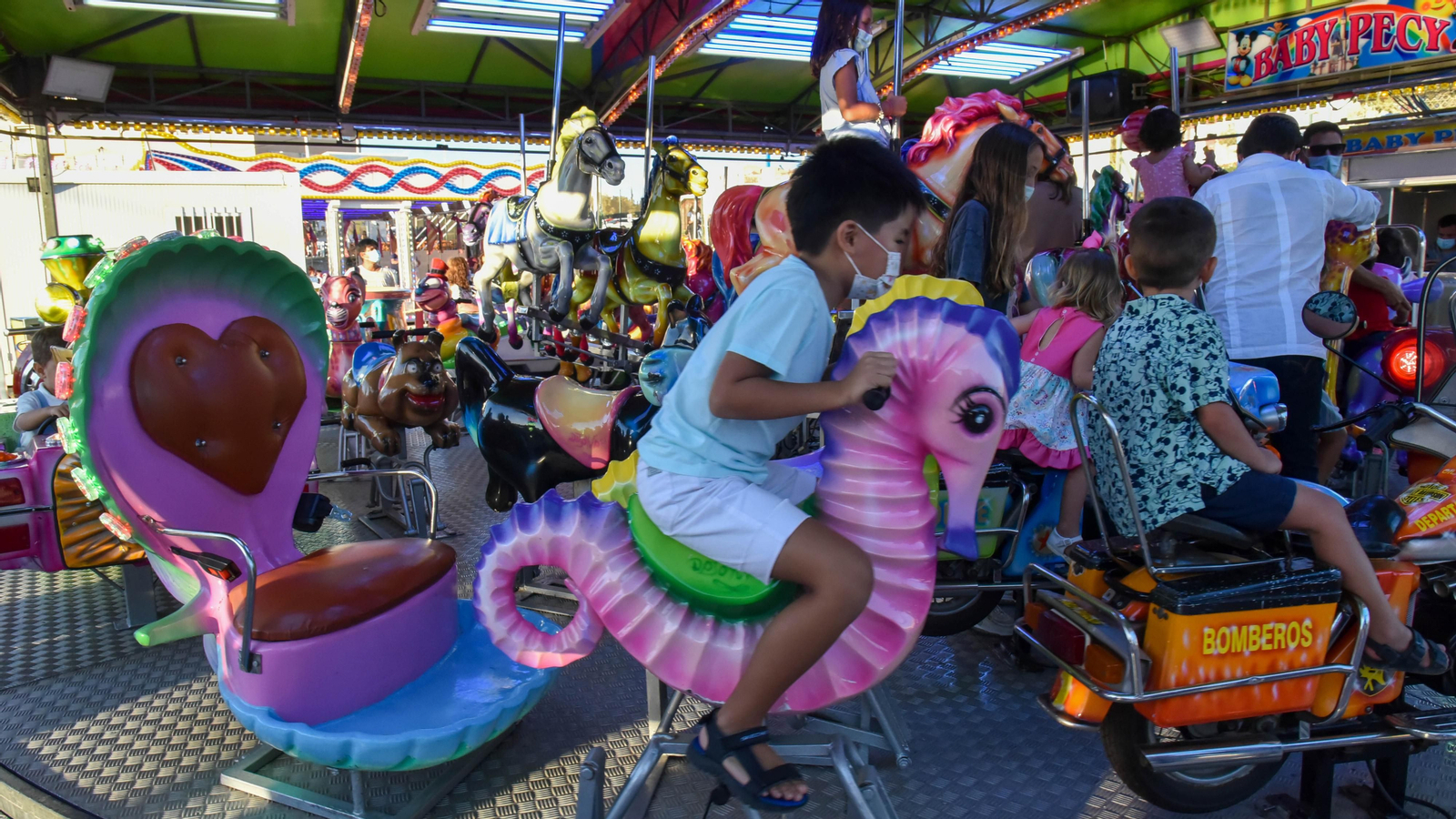 Las fotos de una tarde en un universo de atracciones en Tarifa