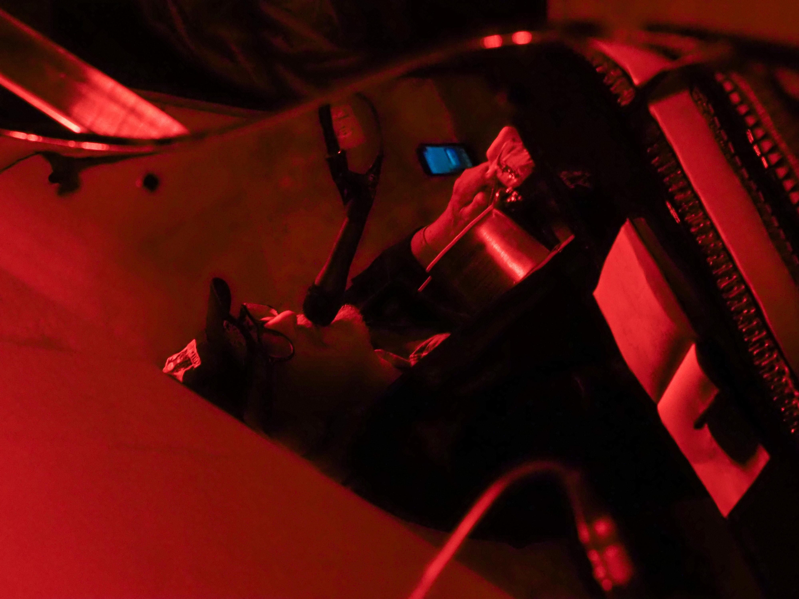 Las fotografías del concierto de Howe Gelb en la Iglesia de la Magdalena de Córdoba