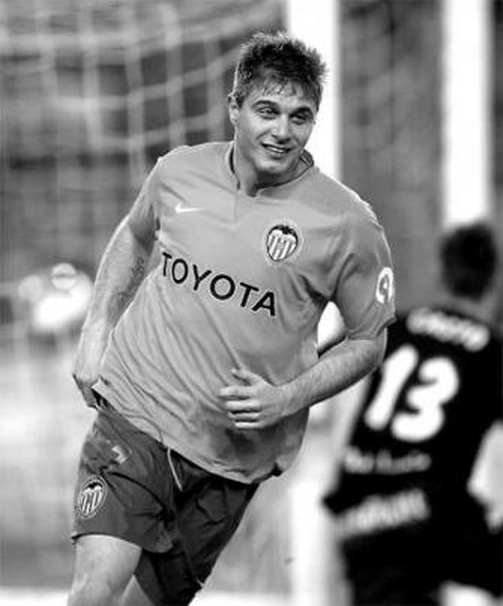 Joaquín celebra su primer gol en el Ruiz de Lopera.