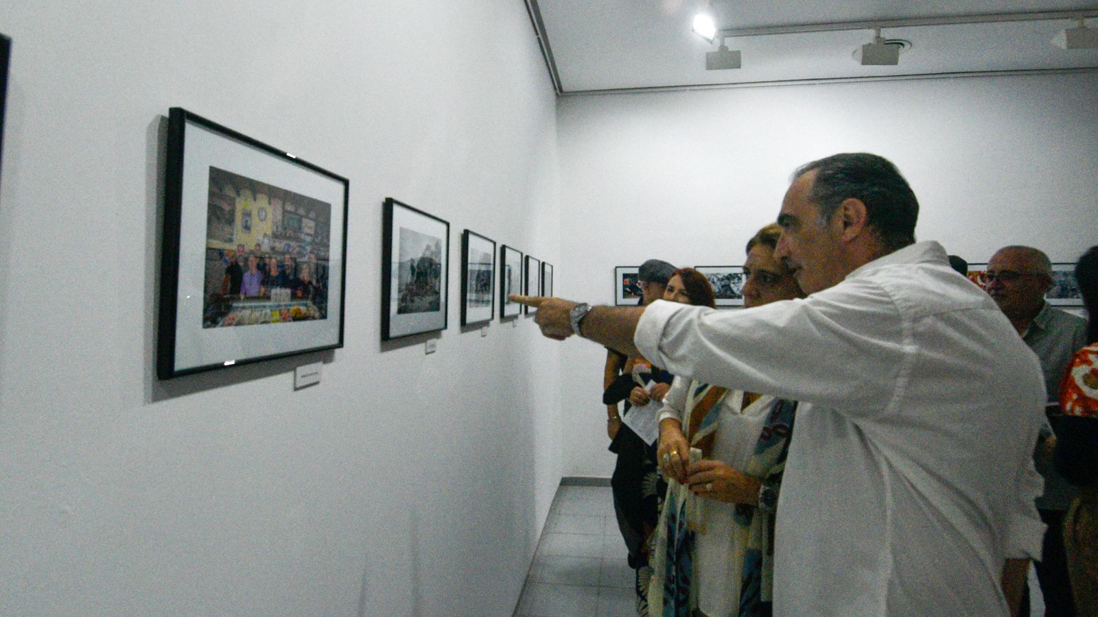 Inaguración de la exposición de Tomoyuki Hotta 'El Chato y la Bella'