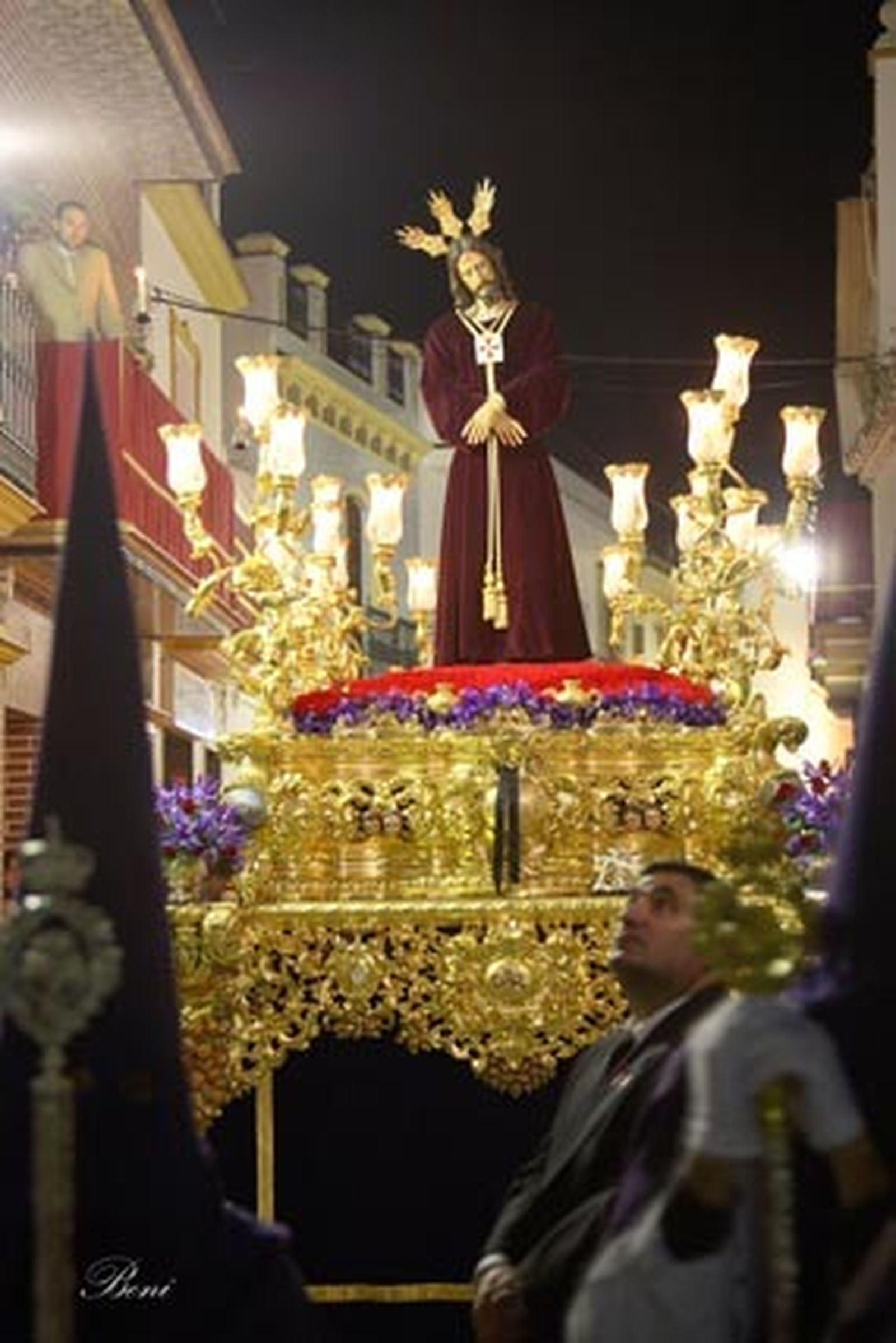 Paradas estrena su Nazareno restaurado