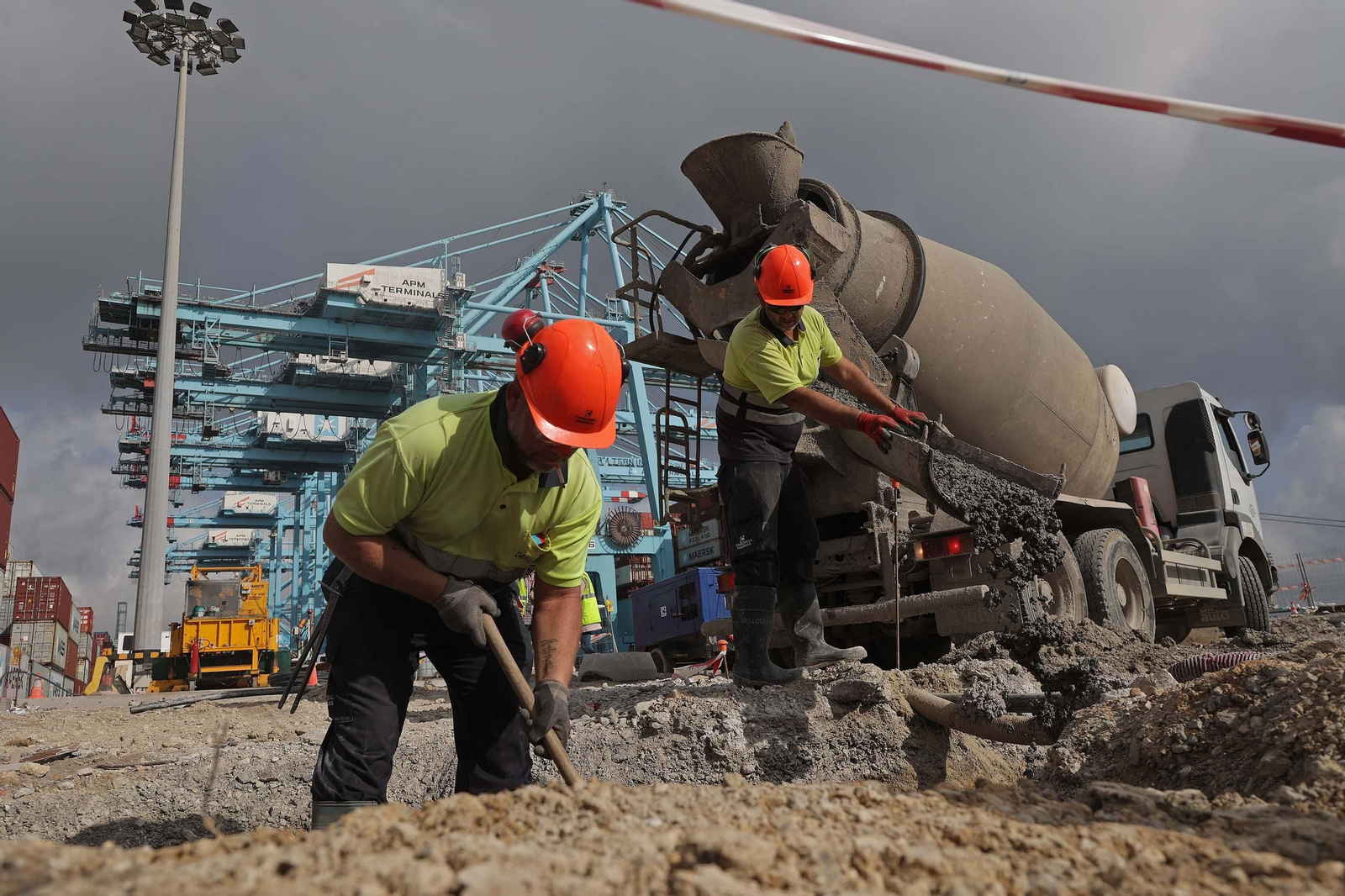 Fotos del proyecto de asfaltado de APM Terminals Algeciras.