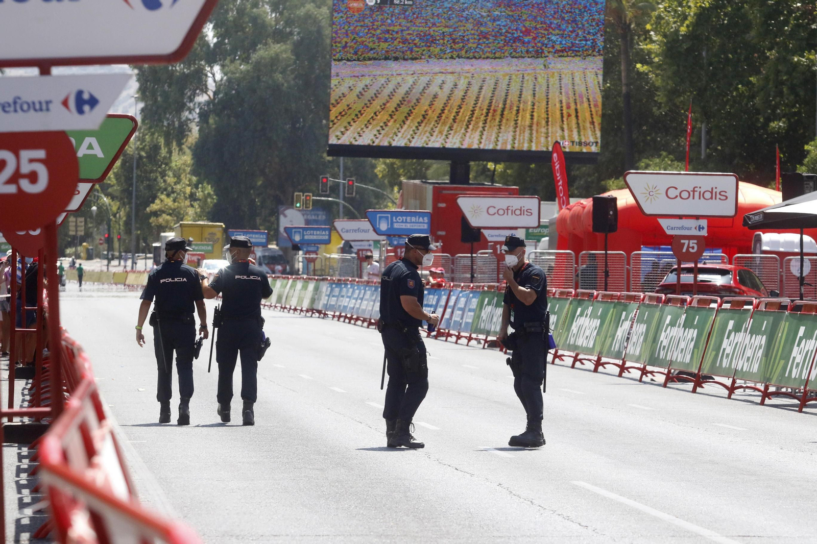 El paso de la Vuelta Ciclista por Córdoba, en fotografías