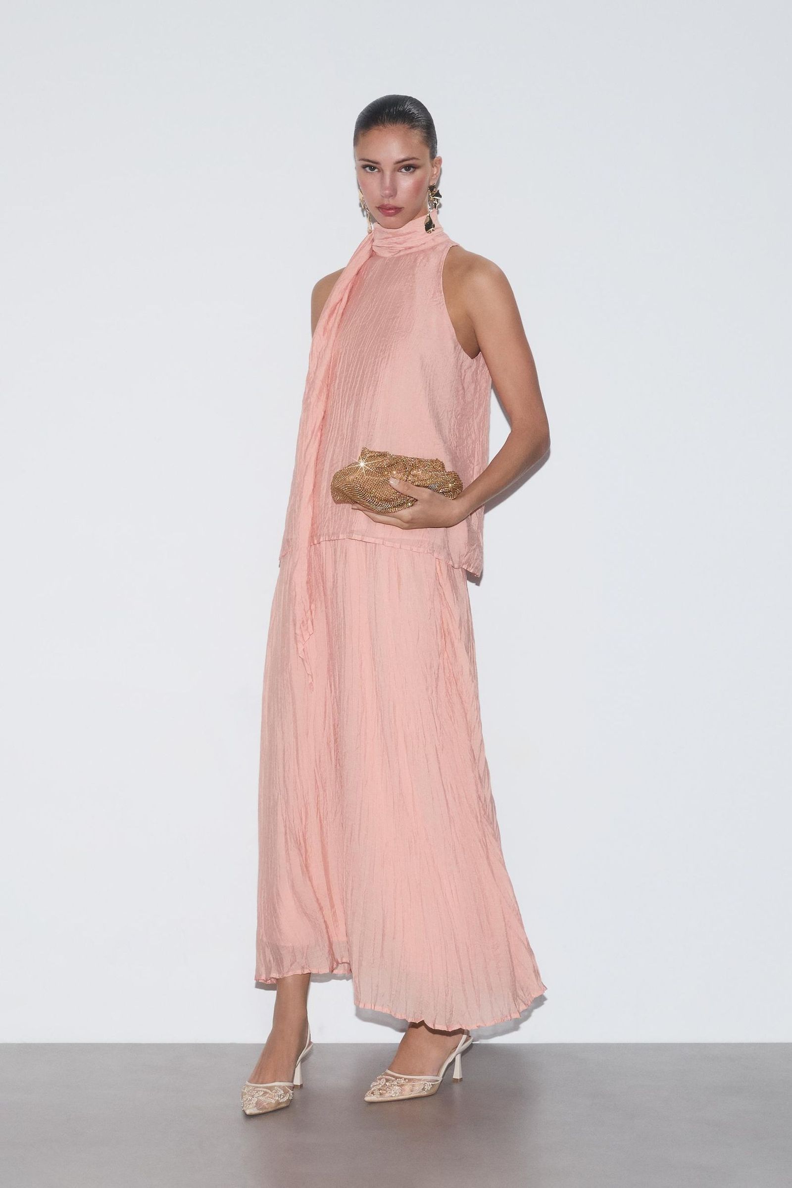 Falda plisada de Lefties.