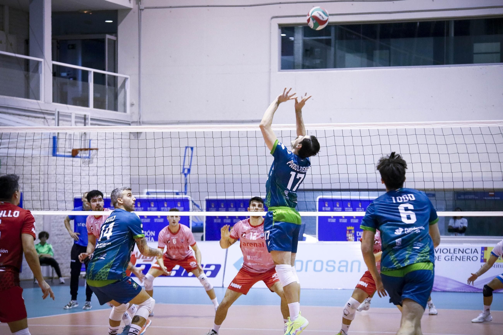 Unicaja Costa de Almería-Arenal Emeve de la Superliga, en imágenes