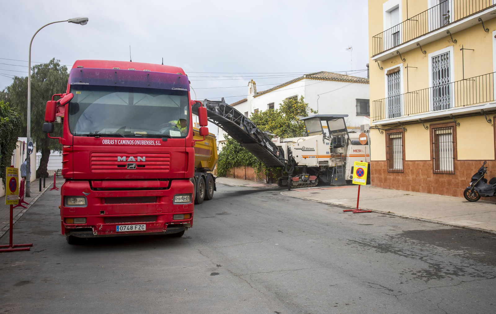 Las obras del séptimo Plan de Asfaltado se centrarán desde el miércoles de la próxima semana en el acceso al Hospital JRJ desde la H-30