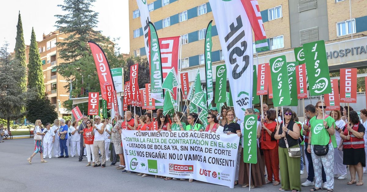 Sindicatos y sanitarios se movilizan en Granada contra la “lamentable ...