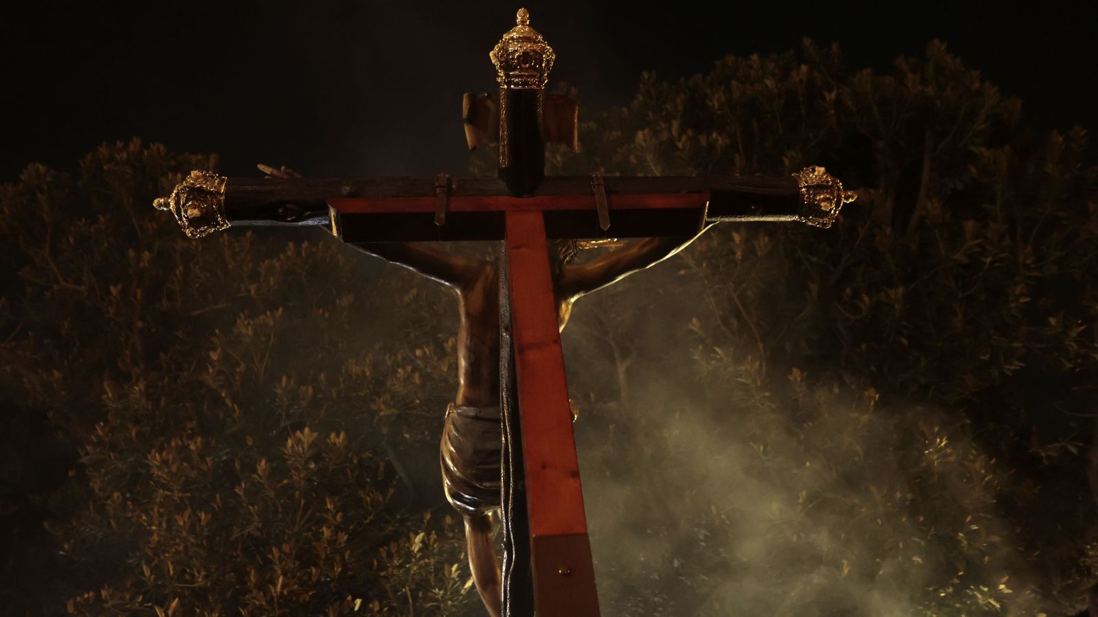 Las imágenes del traslado del Cristo de Burgos