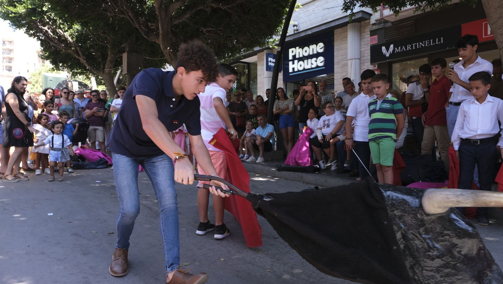 Imágenes de la exhibición de toreo de salón por la Escuela Taurina de Almería, en la Feria de Almería 2022