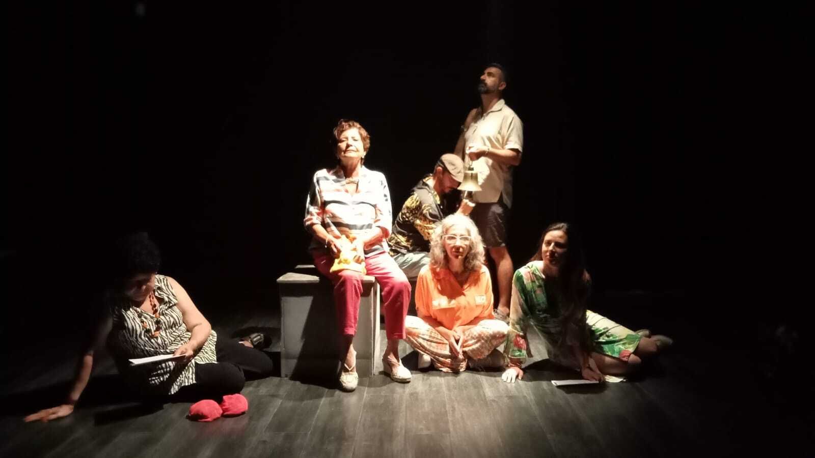 Un momento del taller teatral dirigido por Martin Luther Flores.