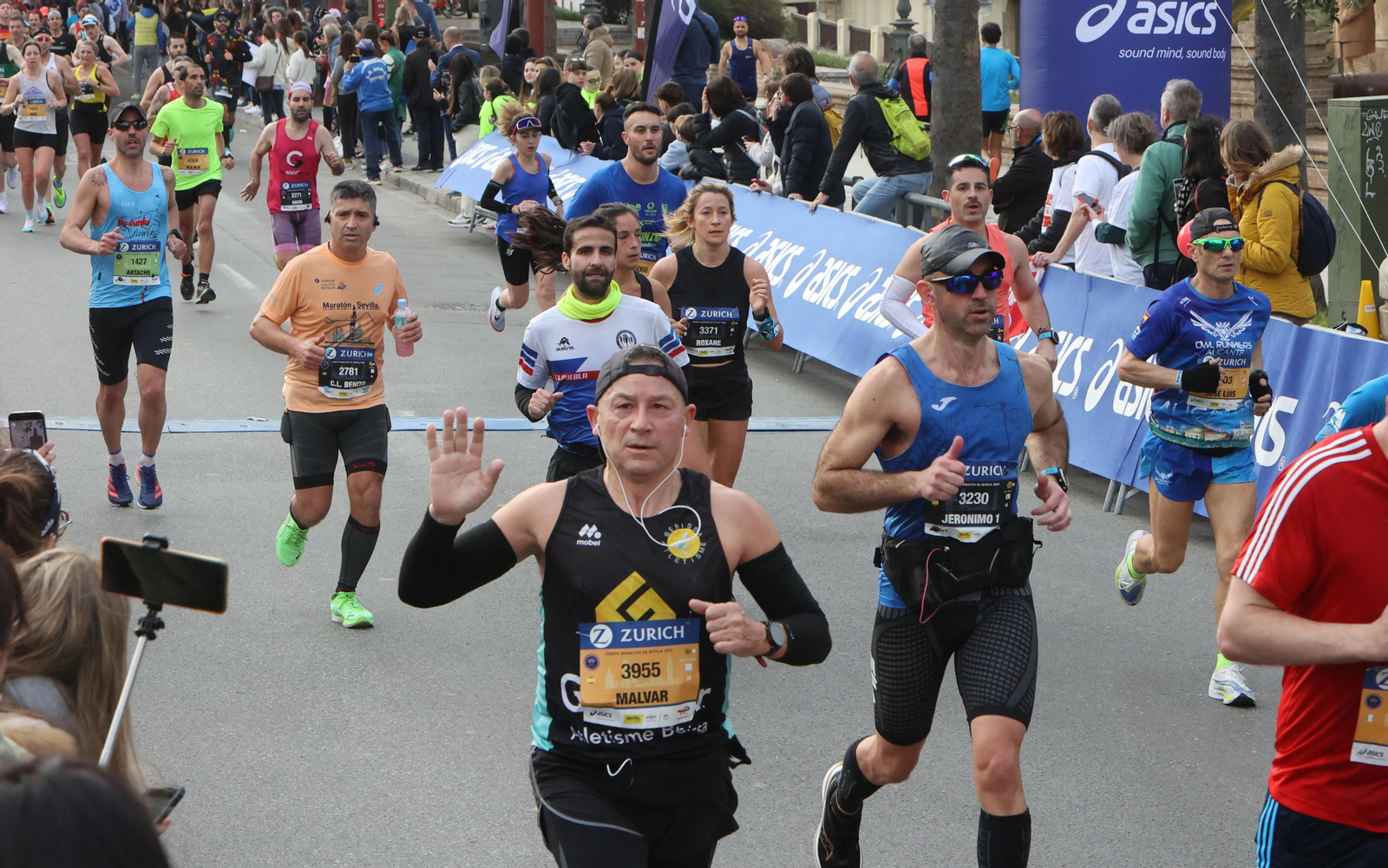 Búscate en la maratón de Sevilla 14