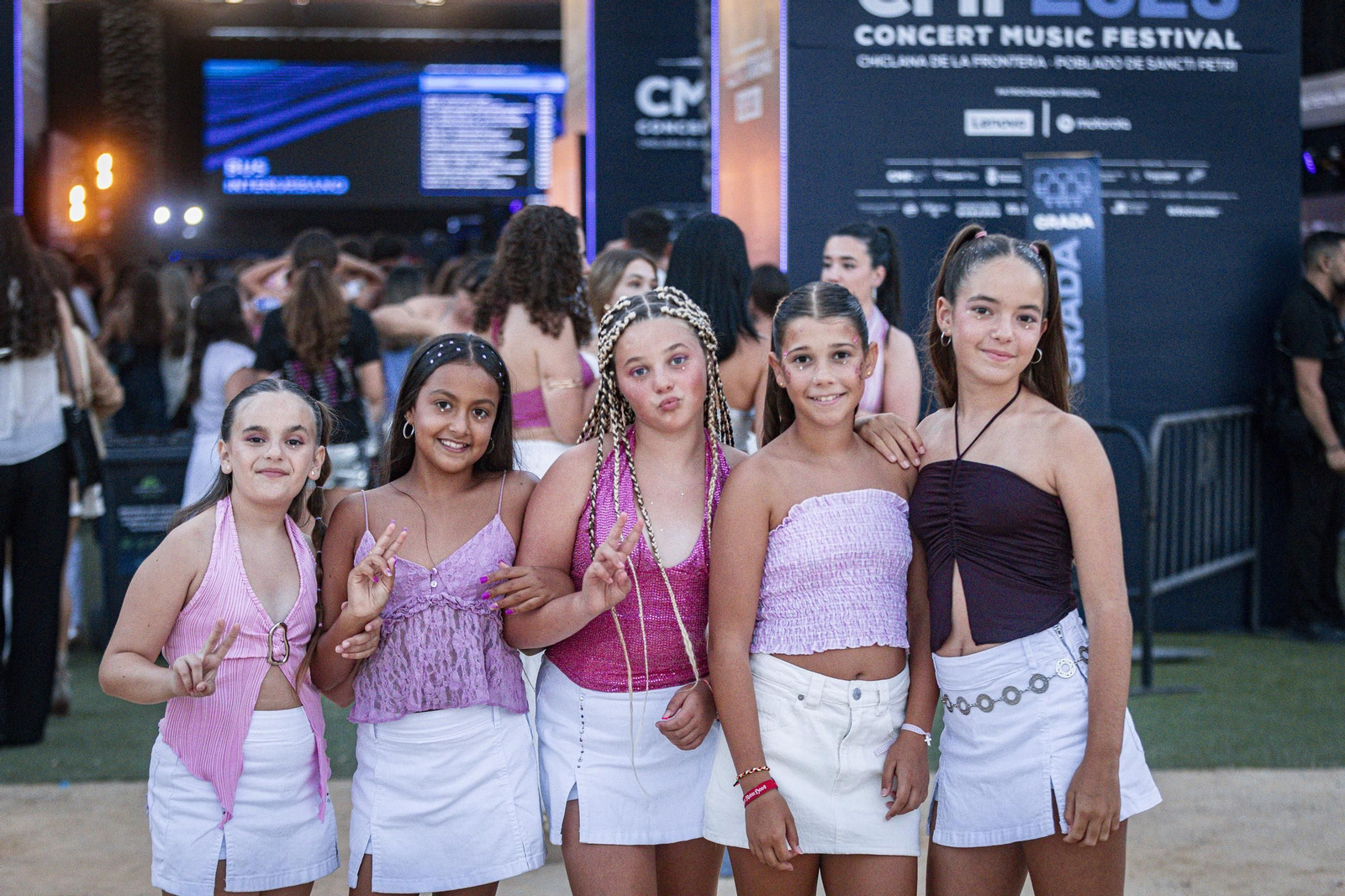 Búscate en el concierto de Emilia en el Concert Music Festival