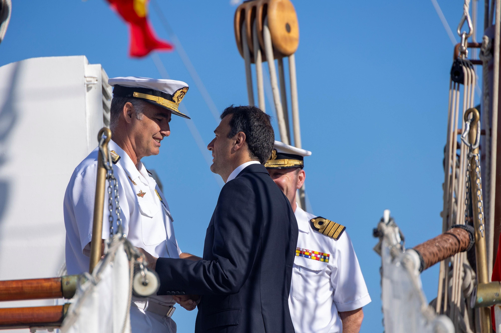 Armada: Las mejores imágenes de la llegada del 'Juan Sebastián de Elcano' a Cádiz Armada: Las mejores imágenes de la llegada del 'Juan Sebastián de Elcano' a Cádiz