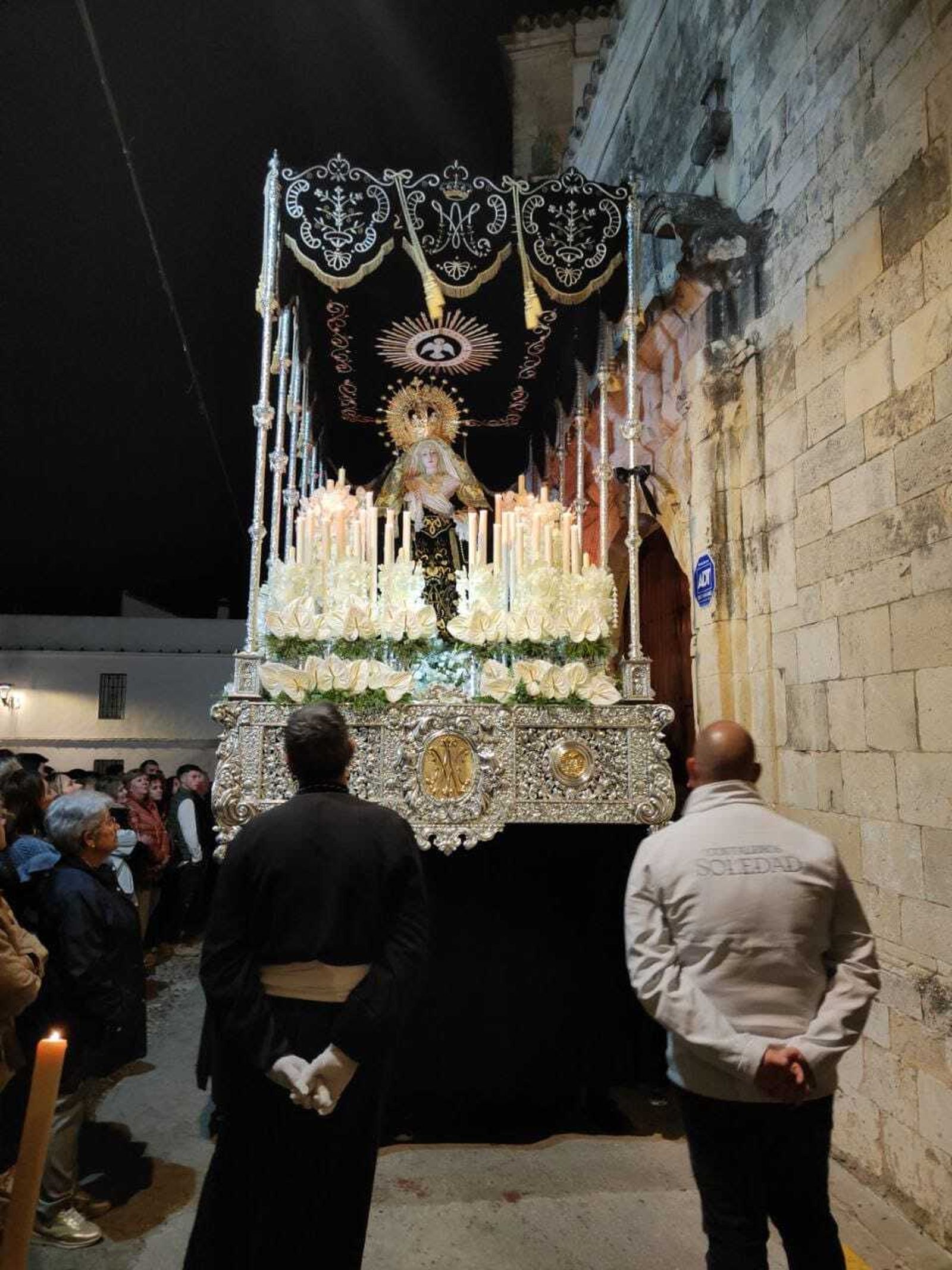 Viernes Santo en Santaella: la procesión de La salida de Jesús, en imágenes