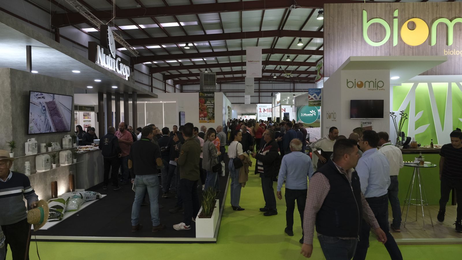 Imágenes de la Expolevante del jueves. Campohermoso-Níjar