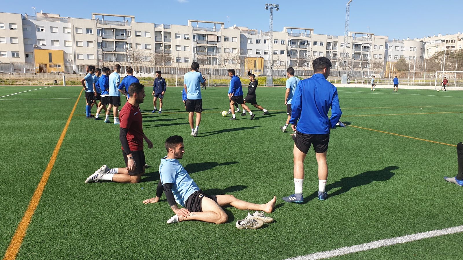 Cristian Tejero ha superado sus molestias en el tobillo y está convocado.