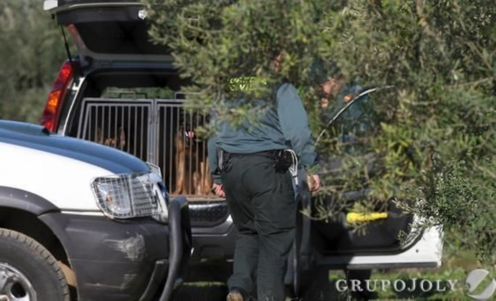 Registros en otras propiedades de la presunta parricida para descartar la existencia de más fetos.

Foto: Antonio Pizarro