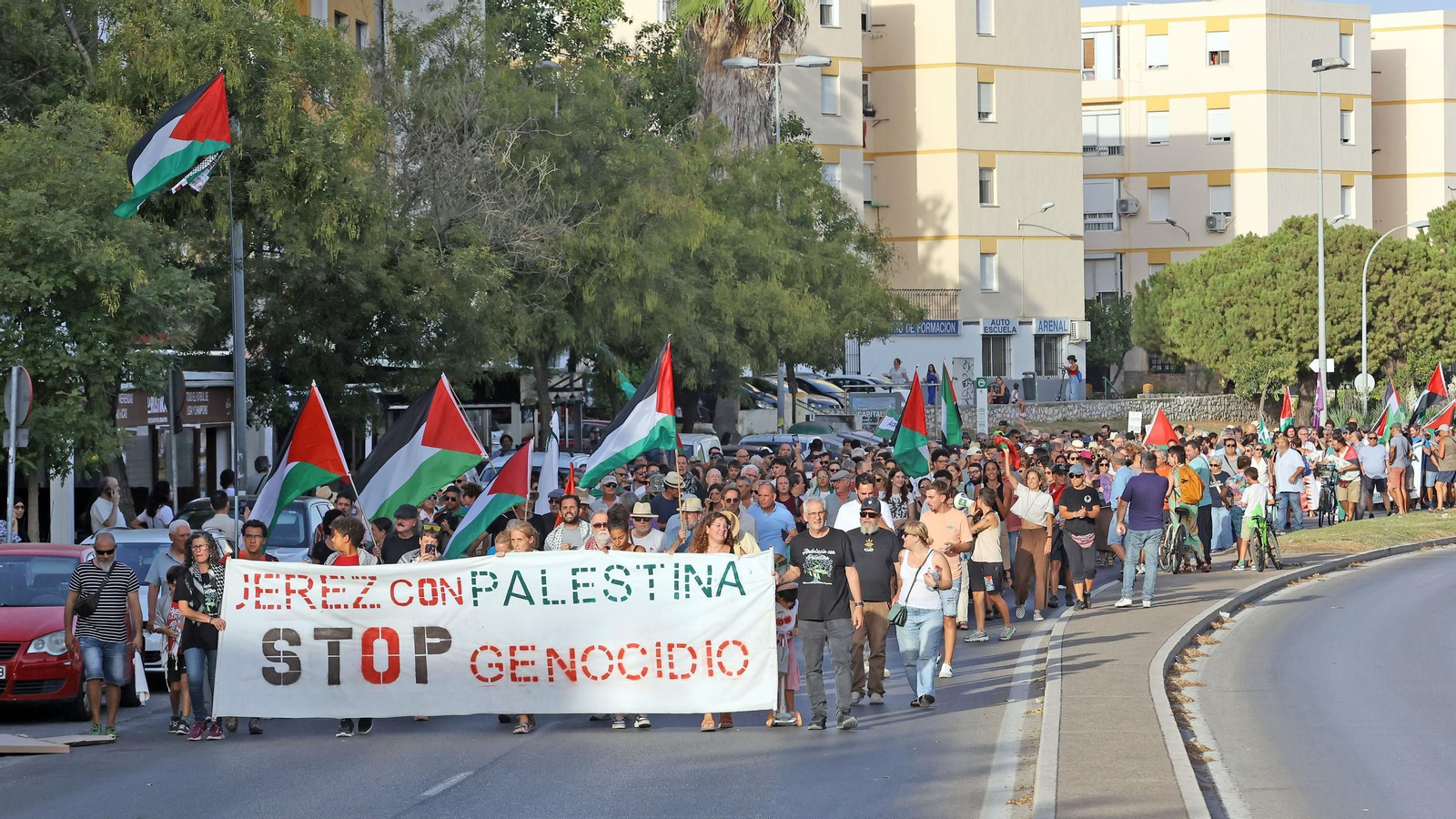 Imágenes de la manifestación 'Jerez con Palestina STOP Genocidio'