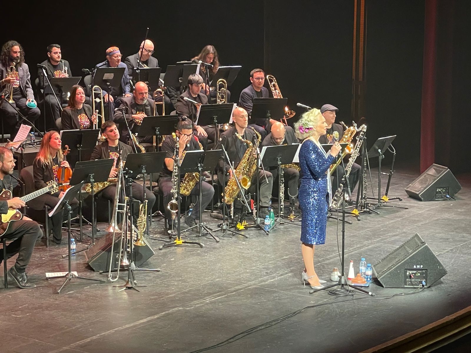 Gunhild Carling con la Big Band Clasijazz en el Maestro Padilla.