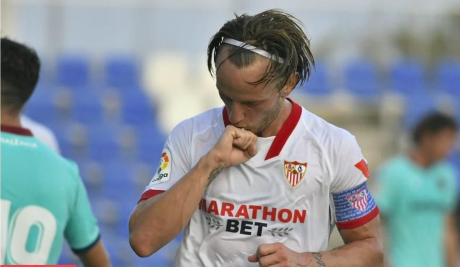 Rakitic ya quiere ser el jefe (3-2)