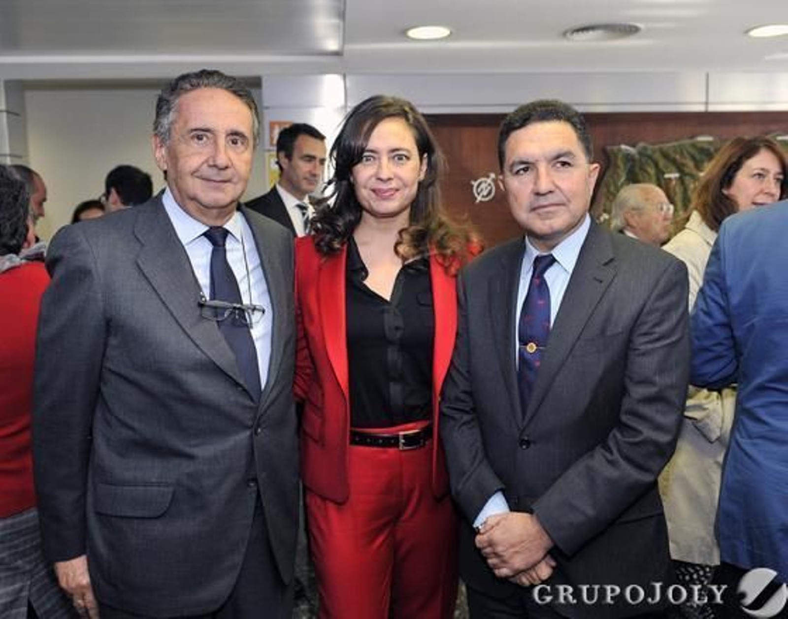 José Luis Manzanares Japón, Ana Manzanares y Gaspar Llanes.

Foto: Juan Carlos Vázquez