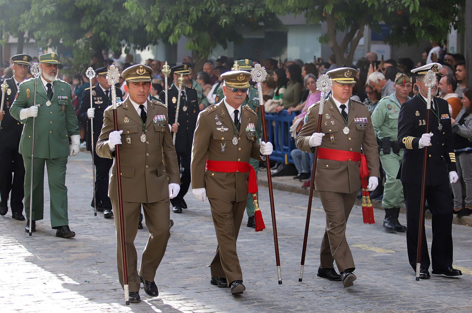 Sábado de Pasión: Imágenes de La Legión con el Cristo de la Vera+Cruz