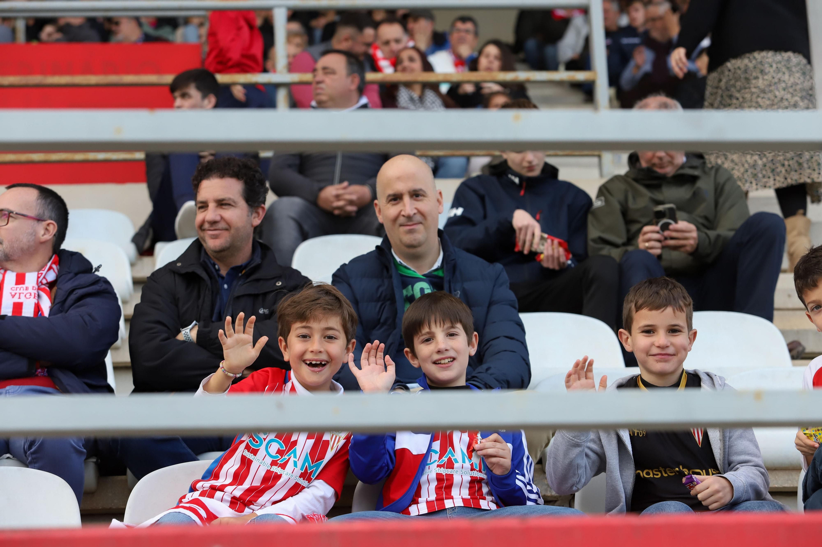 Búscate en el Algeciras CF-Recreativo Granada de Primera Federación