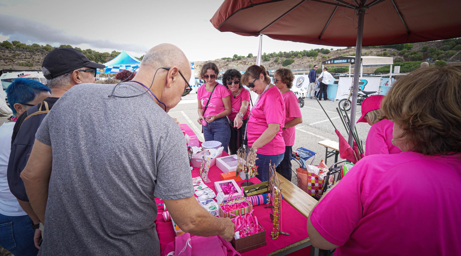 Imágenes de Rodada Solidaria en el Circuito de Jerez