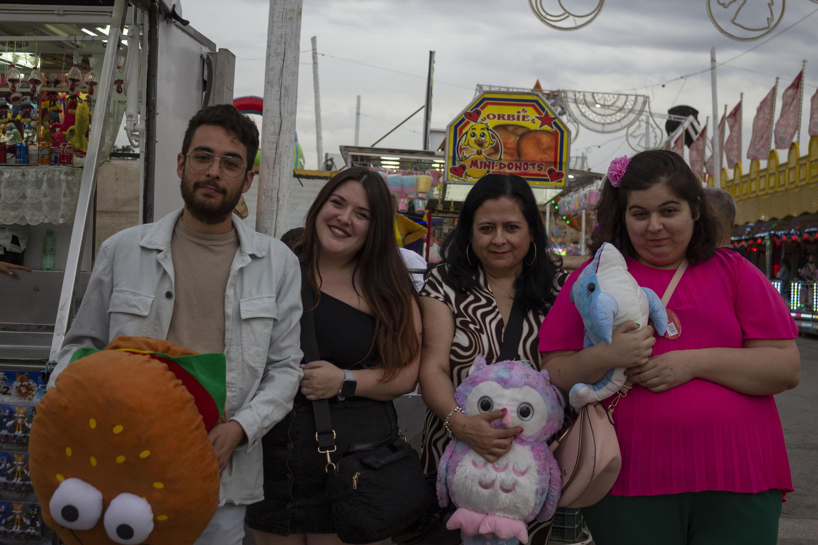 Búscate en las fotos de la feria de Los Barrios 2023