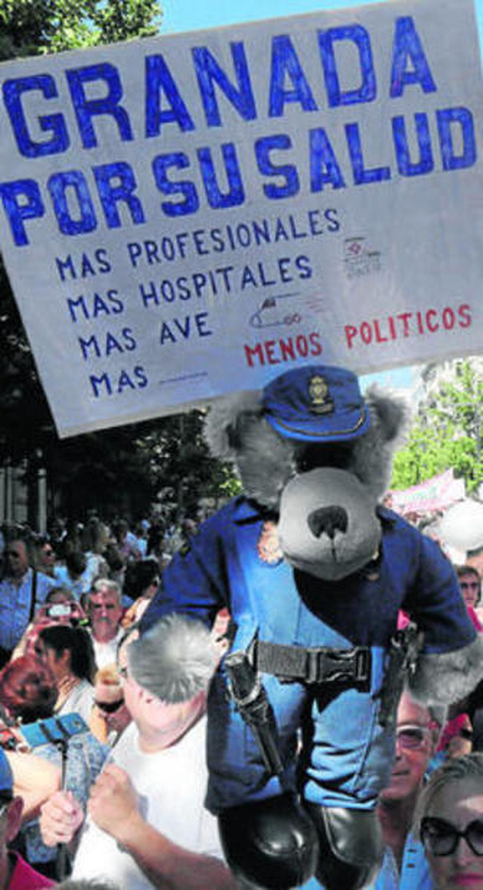 Manifestación celebrada en Granada contra la fusión hospitalaria.