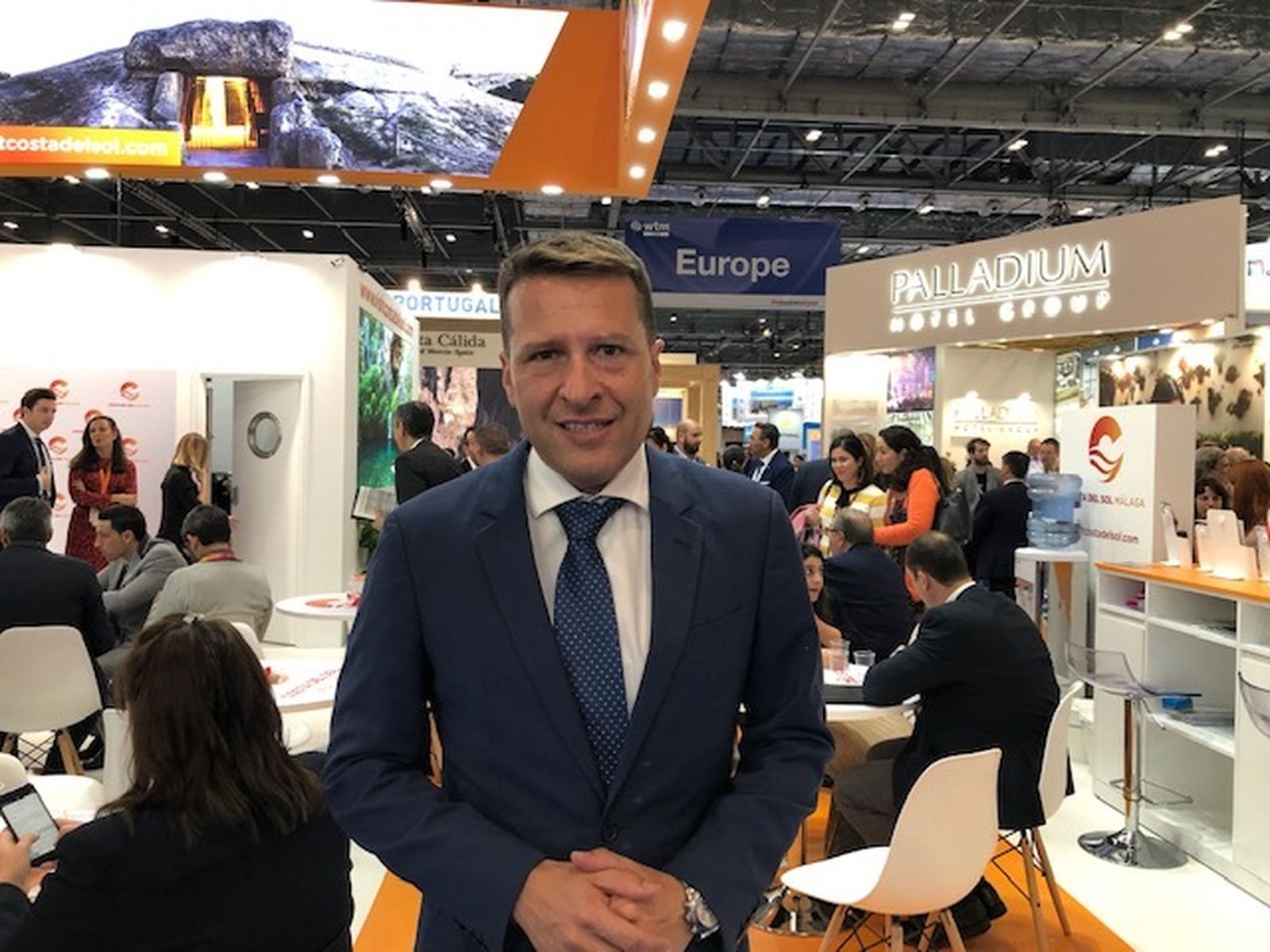 Oscar Medina, alcalde de Torrox, en la WTM.